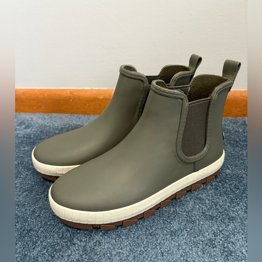 NWT Sperry Chelsea Rain Boots Women’s Size 9